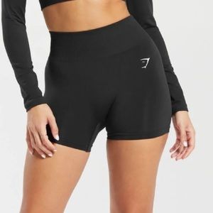 GYM SHARK SHORTS
